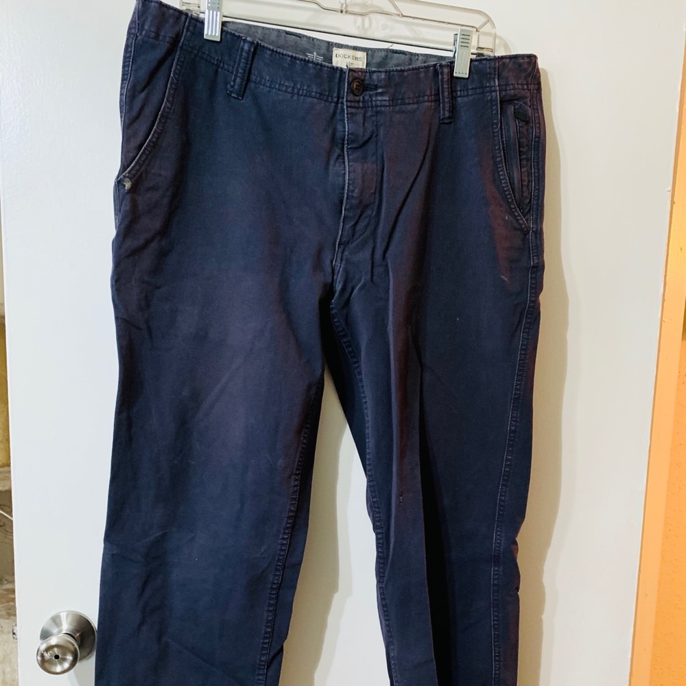 Dockers Men’s Navy jeans